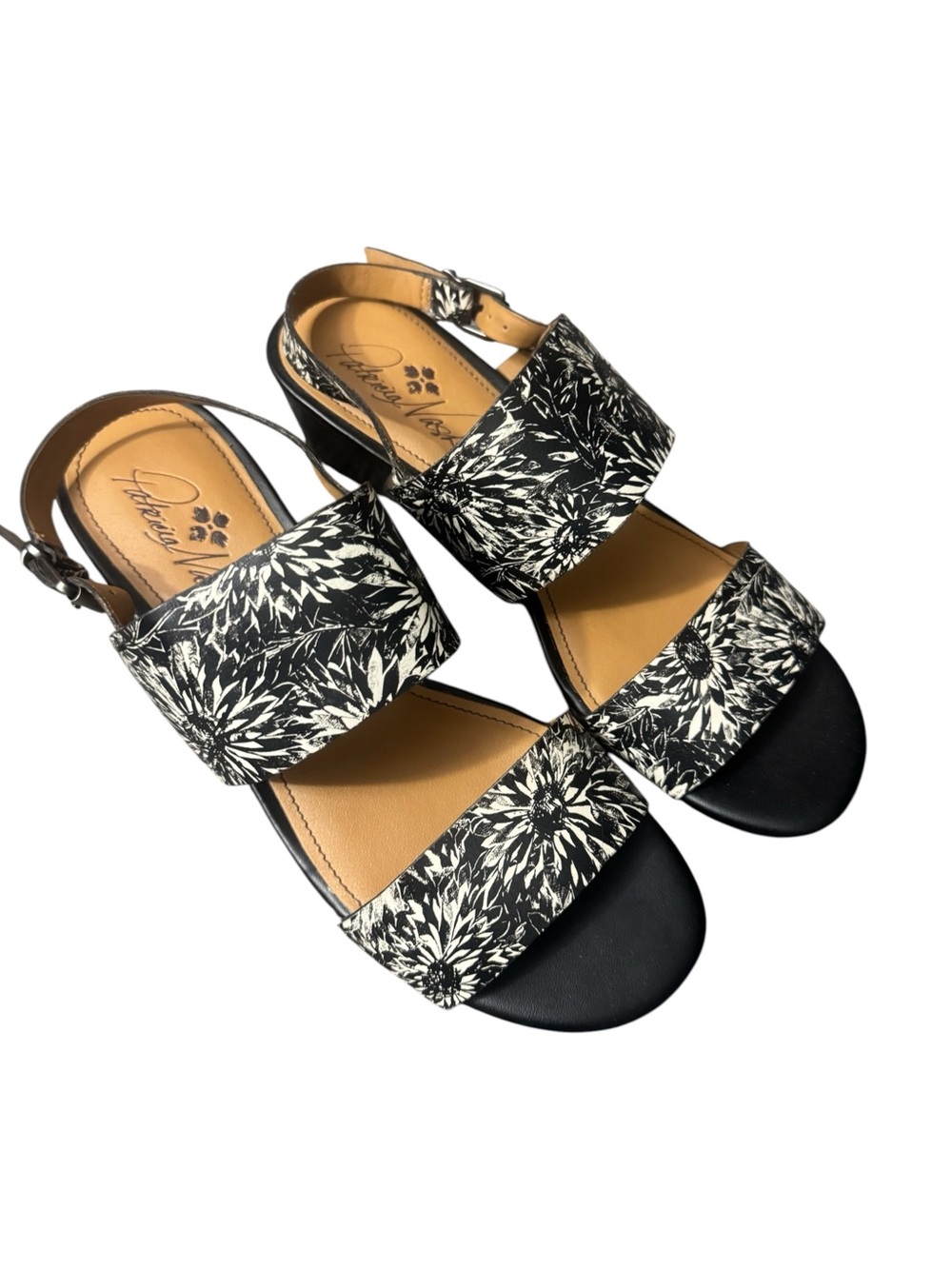 Patricia Nash Mirella Wedge Sandals Size 8